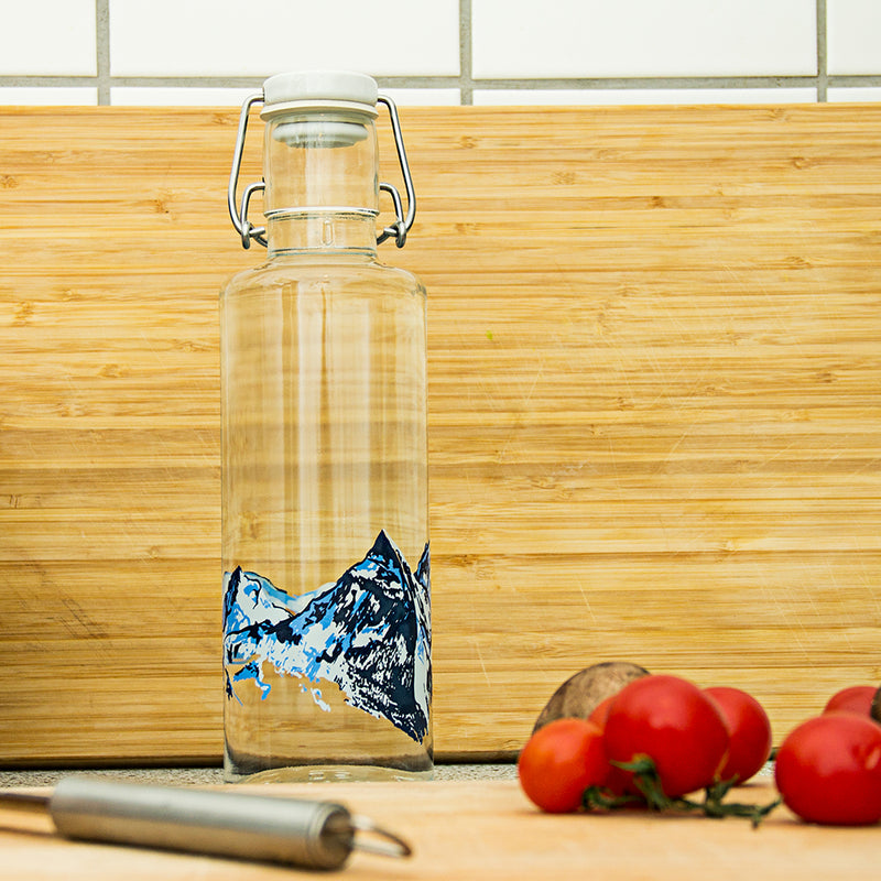 Soulbottle 0,6 l - Alpenblick- Deine Glasflasche für zuhause und unterwegs